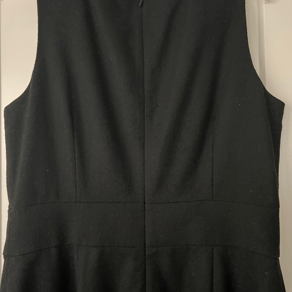 Banana Republic Black dress with gorgeous jewel detail on neckline in Size 12 - Picture 5 of 5